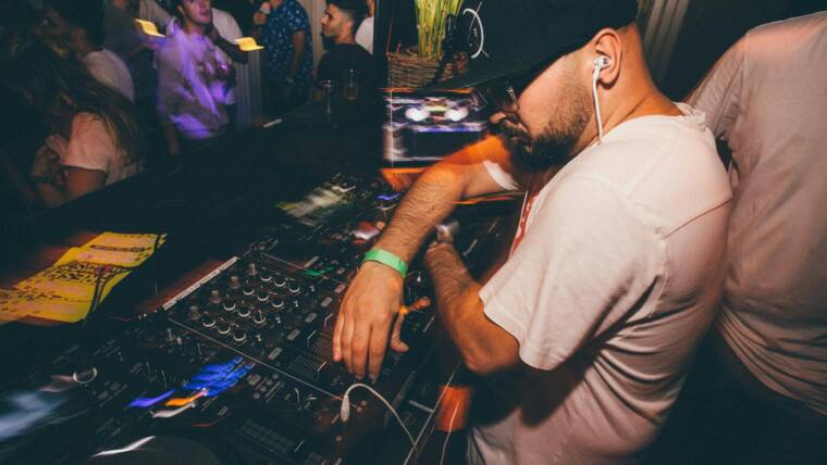 Hire a DJ in London Expert Services for Your Event